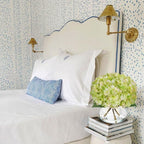 Hollyone Hydrangea Artificial Flowers with Glass Vase Green Silk Faux Flowers Arrangements in Vase with Faux Water Fake Floral Bulk Bouquet for Home Decor Table Centerpiece Decorations