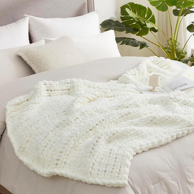 Amélie Home Chunky Knit Throw Blanket for Couch, Soft Chenille Crochet Blanket for Children, 40"x50", Ivory