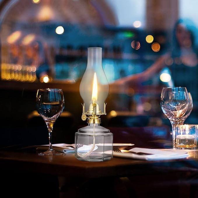 Set of 2 Vintage Large Kerosene Lamp Classic Rustic Oil Lamps for Indoor Use Home Decor Clear Glass Kerosene Hurricane Lantern for Tabletop Decor Emergency Lighting Oil Lantern 11.4 Inch