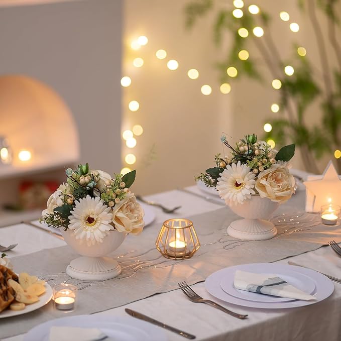 Sziqiqi White Urn Vase for Flowers - Wedding Table Decoration Centrepieces Set of 2 Vintage Metal Vases for Artificial Flowers Small Hammered Vase for Birthday Party Christmas Anniversary