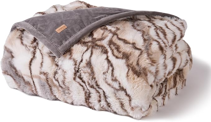 EVERGRACE Ultra Soft Luxury Fluffy Ridgeline Faux Rabbit Fur Throw Blanket, Thick Warm Bubble Throw for Bed, Cozy Plush Reversible Blankets for Couch, Chair, Sofa, Beige & Gray, 50x60 Inches, 870 GSM