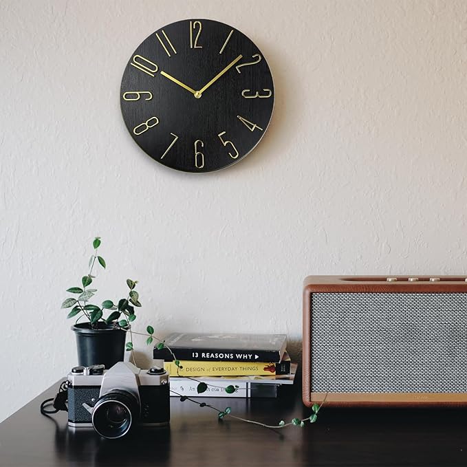 Wall Clock, Silent Clock, Wall Clocks Battery Operated， 12 inch Modern Wall Clock, Suitable for Offices, Living Rooms, Kitchens, Homes, Schools (Black Without Second Hand)