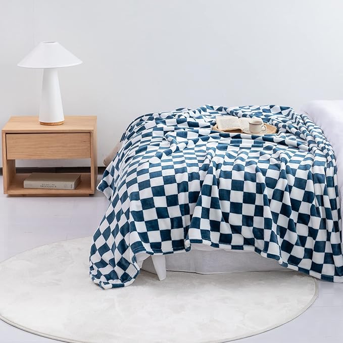 LOMAO Throw Blankets Flannel Blanket with Checkerboard Grid Pattern Soft Throw Blanket for Couch, Bed, Sofa Luxurious Warm and Cozy for All Seasons (Navy, 60"x80")