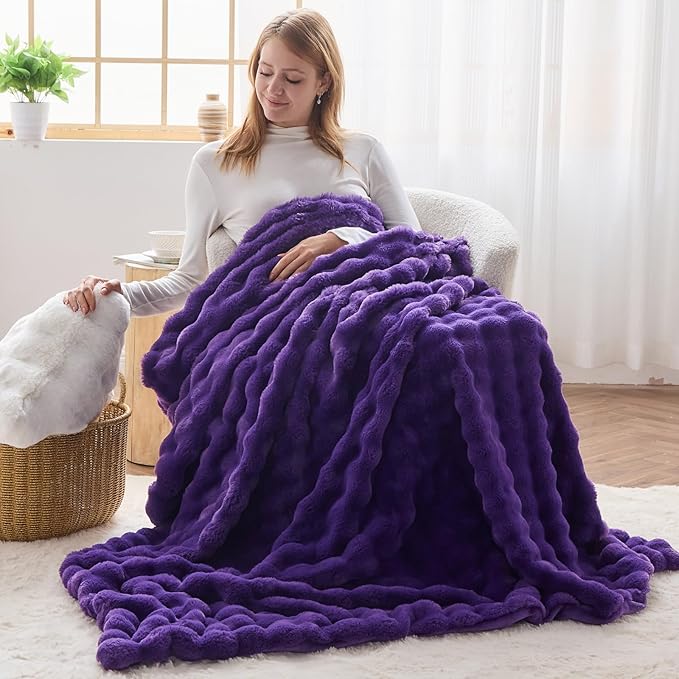 NEWCOSPLAY Faux Fur Throw Blanket Purple Bubble Blanket Thick Warm Soft for Couch Sofa Bed 550GSM (Purple, Throw(50"x60"))