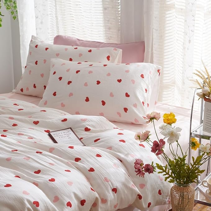Girls Comforter Set Queen Size - 3 Pieces Red Pink Heart Comforter Bedding Sets for Kids,Queen Bed in a Bag with Heart Comforter and 2 Pillowcases