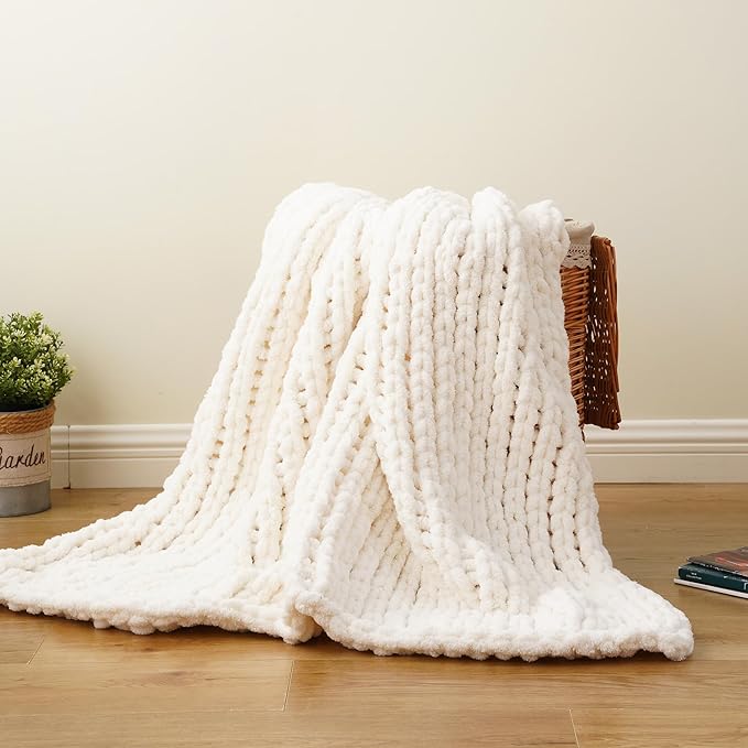 Battilo Chunky Knit Throw Blanket, Soft and Thick Chenille Throw Blanket, 50"x60" Handmade Cable Knit Crochet Blanket, Large Rope Knot Throw Blankets for Couch Sofa Bed Home Decor, Cream