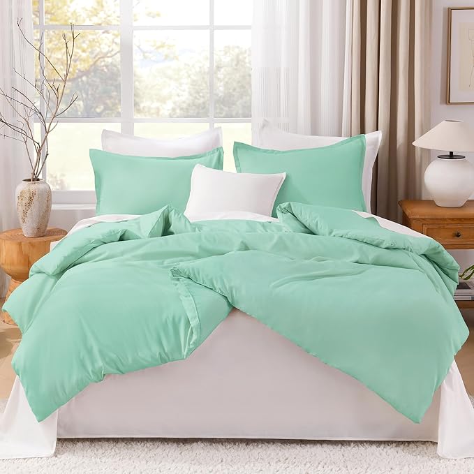 Litanika Comforters Mint Green Queen Size, 3 Pieces Lightweight Solid Bedding Set & Collections, All Season Fluffy Bed Set (90x90In Comforter & 2 Pillowcases)