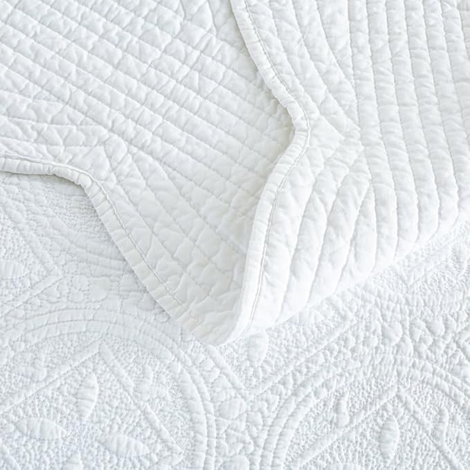 Calla Angel Sage Garden Luxury Pure Cotton Quilt, King, White