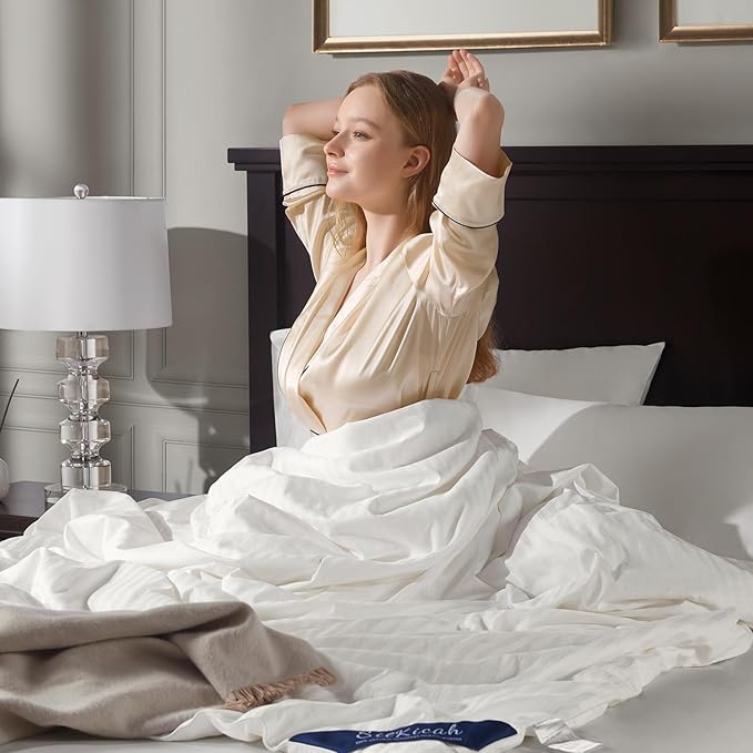 SilKicah Mulberry Silk Comforter Queen Size for All Season, 100% Natural Long Strand Silk Filled Comforter, Pure Silk Quilt Blanket Duvet Breathable Lightweight(86"×90")