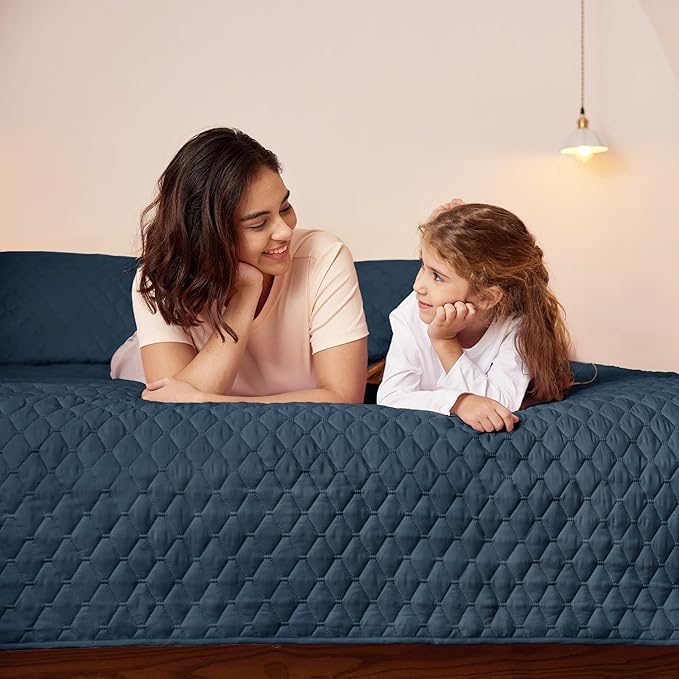 Exclusivo Mezcla Reversible Full Queen Quilt Bedding Set with Pillow Shams, Lightweight Quilts Queen Size, Soft Bedspreads Bed Coverlets for All Seasons - (Navy Blue, 90"x96")