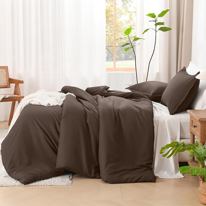 Litanika Comforters Queen Size Chocolate, 3 Pieces Lightweight Solid Bedding Set & Collections, All Season Fluffy Bed Set (90x90 Inches Comforter & 2 Pillowcases)