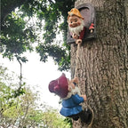 Climbing Gnomes Tree Faces Decor Outdoor for Yard, Adorable Gnome Elf Out Hugger Fairy Door Statue for Tree, Funny Garden Gnome Peeker Sculpture Yard Patio Art