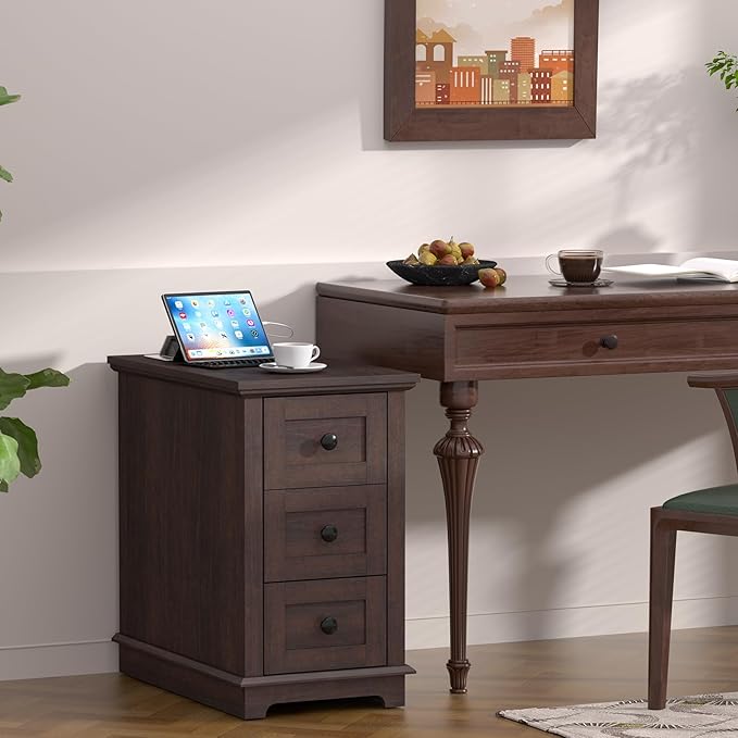 HIFYOBRO 3 Drawers End Table with Flip Top Charging Station, Narrow Side Table with Power outlets, Wooden Nightstand, End Table with Storage for Living Room and Bedroom
