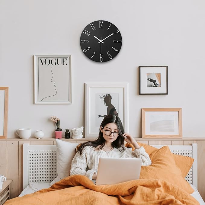 Wall Clock, Silent Clock, Wall Clocks Battery Operated， 12 inch Modern Wall Clock, Suitable for Offices, Living Rooms, Kitchens, Homes, Schools (Black)