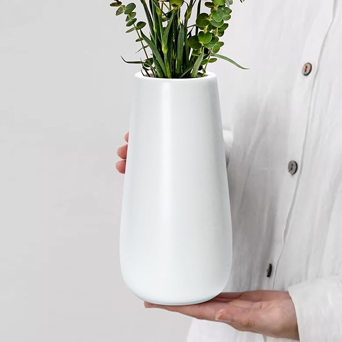 D'vine Dev 10 Inch White Elegant Oval Ceramic Vase for Flowers, Home Décor Vase with Design Box, VS-LD-B-4