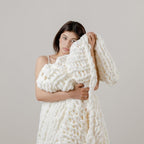 WESHIONGOO Chunky Knit Blanket Throw 40"×40" Knitted Throw Blankets for Couch Bed Fluffy Soft Blanket with Jumbo Chenille Yarn Thick 100% Handmade (Cream White)