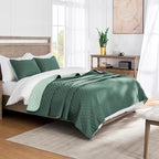 Exclusivo Mezcla Reversible Twin Quilt Bedding Set with Pillow Sham, Lightweight Quilts Twin Size, Soft Bedspreads Bed Coverlets for All Seasons - (Dark Green, 68"x88")