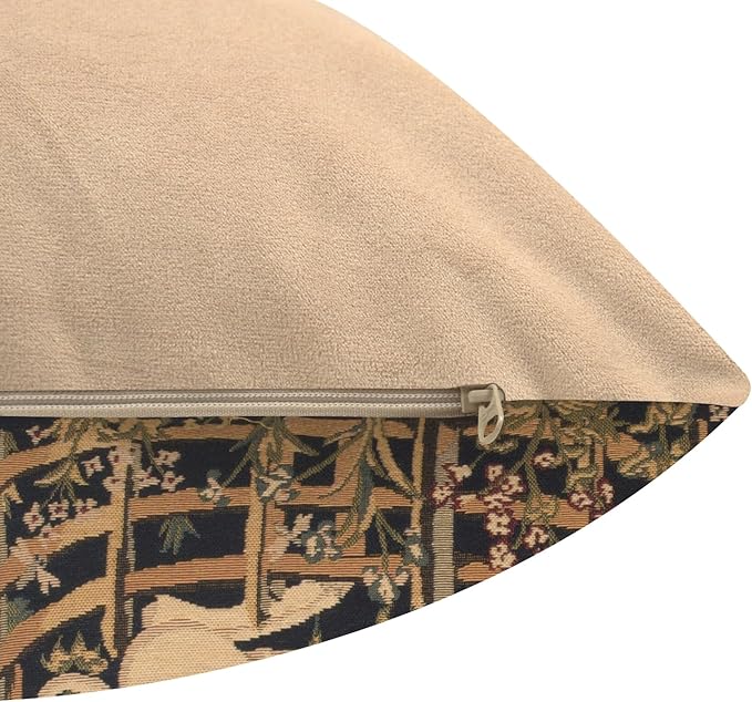 Charlotte Home Furnishings Decorative Pillow Covers for Couch 18X18 in Unicorn Throw Pillow Covers for Sofa Tapestry Square Pillow Cases for Bed Living Room Soft European Cotton Jacquard Woven