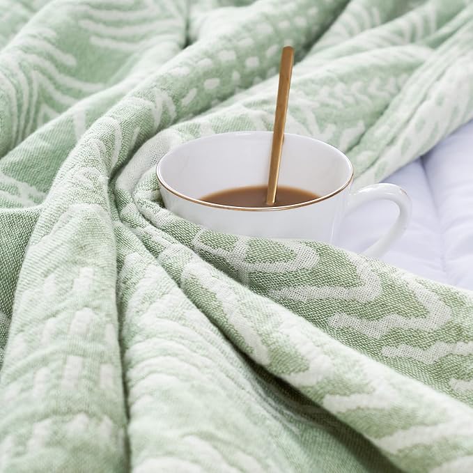 jinchan Boho 100% Cotton Blanket Muslin Lightweight Twin Size Throw Blanket Reversible for Couch Soft Cozy All Season 3-Layer Throw Coverlet Blanket for Bedroom Living Room Decor Green 60x80 Inches