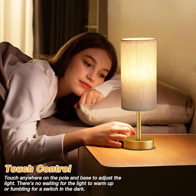 Small Touch Bedside Lamp with USB - 3 Way Dimmable Gold Table Lamp for Bedroom, Nightstand Lamp with Gold Charging Station for Desk Dorm, Office