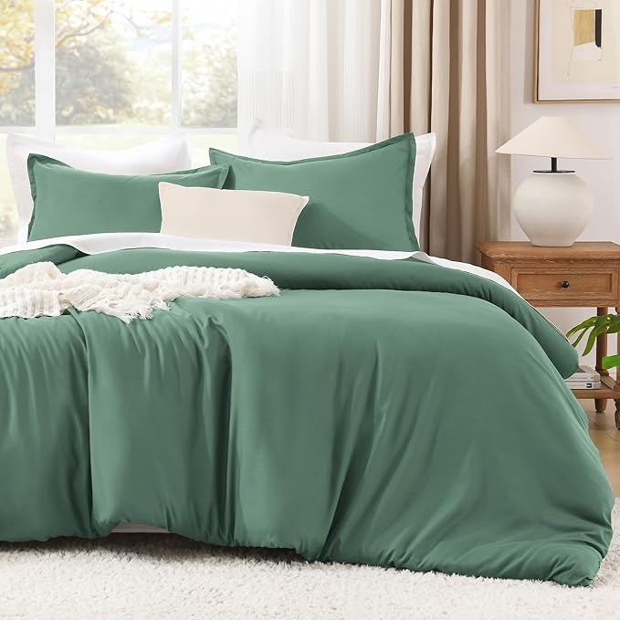 Litanika Comforters King Size Haze Green, 3 Pieces Lightweight Solid Bedding Set & Collections, All Season Fluffy Bed Set (104x90 Inches Comforter & 2 Pillowcases)
