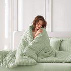 MUXHOMO 5 Pieces Twin Comforter Set, Seersucker Bed in a Bag Twin Size, All Season Luxury Bedding Set with Comforter, Flat Sheet, Fitted Sheet, Pillowcase & Sham, Light Green