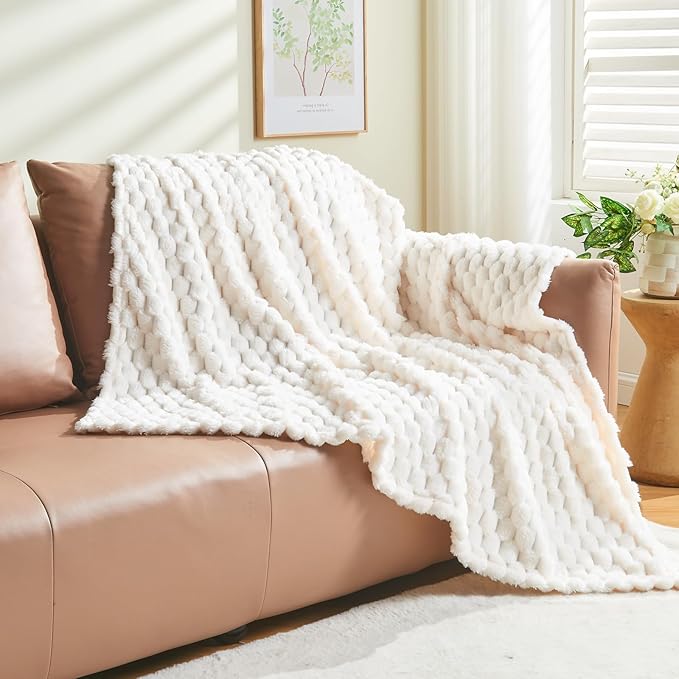 NEWCOSPLAY Super Soft Twin Blanket Ivory Premium Silky Flannel Fleece 3D Clouds Stylish Jacquard Lightweight Bed Blanket All Season Use 350GSM (Ivory, Twin(60"x80"))