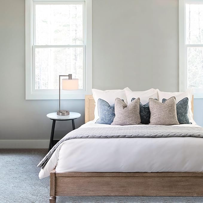 XiNBEi Lighting Table Lamp USB Desk Lamp with Fabric Shade, Modern Bedside Iron Lamp Brushed Nickel Finish for Bedroom Living Room & Office XB-TL1230-BN