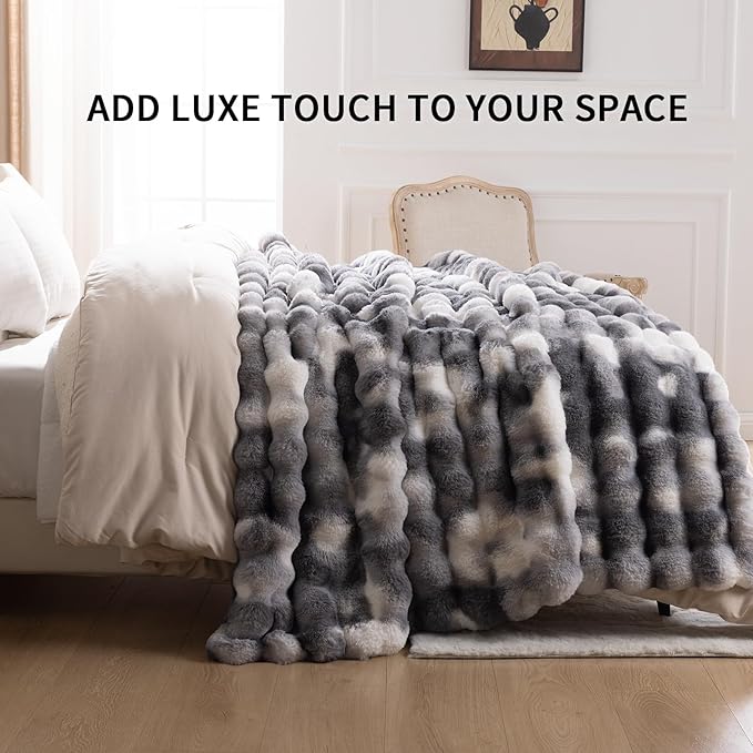 Cozy Faux Fur Throw Blanket for Bed Warm Fuzzy Throw Blanket, Soft Plush Thick Bubble Blankets for Bedroom and Living Room, Furry Luxury Blanket, 90 x 90,Tie-Dye Grey
