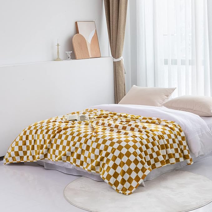 LOMAO Throw Blankets Flannel Blanket with Checkerboard Grid Pattern Soft Throw Blanket for Couch, Bed, Sofa Luxurious Warm and Cozy for All Seasons (Yellow, 90"x90")