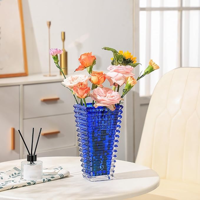 MCMCNCUIU Crystal Vase, Large Crystal Vases for Flowers, Blue Large Flower Vase, Modern Glass Vases for Living Room, Bedroom, Kitchen, Dining Table, Mantle, Wedding, 9 Inches