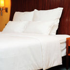 CUDDLE DREAMS Silk Comforter for Spring/Summer/Fall, 100% Long-Strand Silk Filling, Natural & Breathable (King Size)