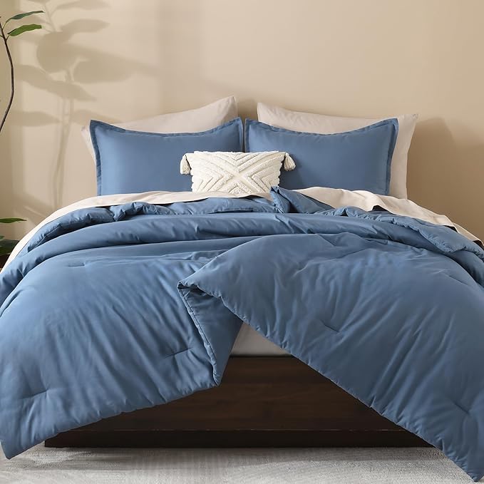 Litanika Haze Blue Twin/Twin XL Comforter Set, 2 Pieces Lightweight Solid Bedding Set, All Season Fluffy Bed Set (66x90In Comforter & 1 Pillowcase)