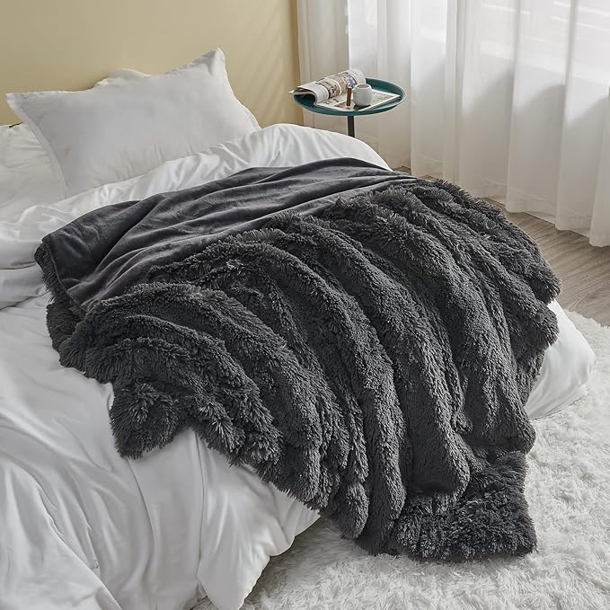 GONAAP Fuzzy Faux Fur Throw Blanket Queen Size Dark Grey Super Soft Cozy Plush Fuzzy Shaggy Blanket for Couch Sofa Bed (Dark Grey, Queen(90"x90"))