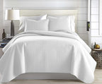 Southshore Fine Living, Inc. White Queen Quilt Bedding Set, Oversized Quilts Queen Size, Pet Hair Resistant Bedding, Coverlet Set with 2 Pillow Shams, Full Size Bedspread, Bright White