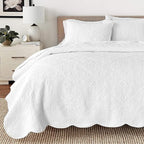 Cozy Line Home Fashions 100% Cotton Victorian Medallion Solid White Matelasse Embossed Bedding Quilt Set, Reversible Lightweight Bedspread, Coverlet for All Season (Blantyre - White, King - 3 Piece)