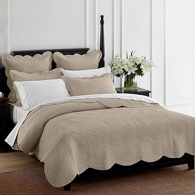 Calla Angel Sage Garden Luxury Pure Cotton Matelasse Quilt Queen, Coffee