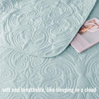 Exclusivo Mezcla Twin Quilt Bedding Set with 1 Pillow Sham, Lightweight Light Blue Twin Size Quilt Bedspread with Vintage Damask Pattern, Soft Bedspreads Coverlets for All Seasons