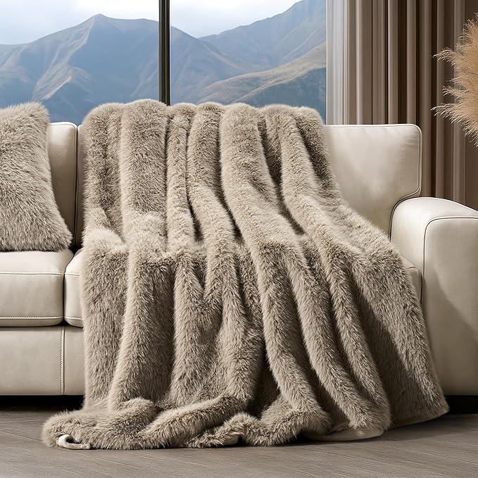Luxury Faux Fur Throw Blanket, Soft Fluffy Faux Mink Blankets for Bed, Couch, Sofa, Thick Cozy Plush Warm Fur Throws with Reversible Velvet, Natural Mink, 50"x60"