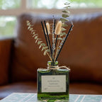 Craft & Kin Reed Diffuser with Dried Flowers | 5 oz White Peony & Tuberose Scented Fall Reed Diffusers for Home, Bathroom | Scent Sticks | Elegant Fragrance Home Decor for Men & Women