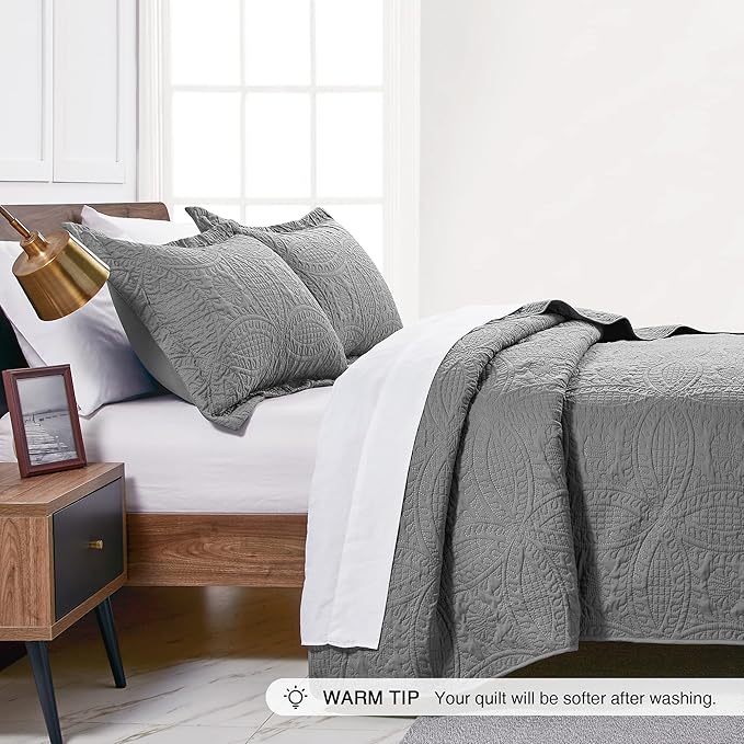 Love's cabin Twin Quilt Set Grey Bedspreads - Soft Bed Summer Lightweight Bedspread Comforter - Modern Style Coin Pattern Coverlet for All Season - 2 Pieces (1 Quilt, 1 Pillow Sham)