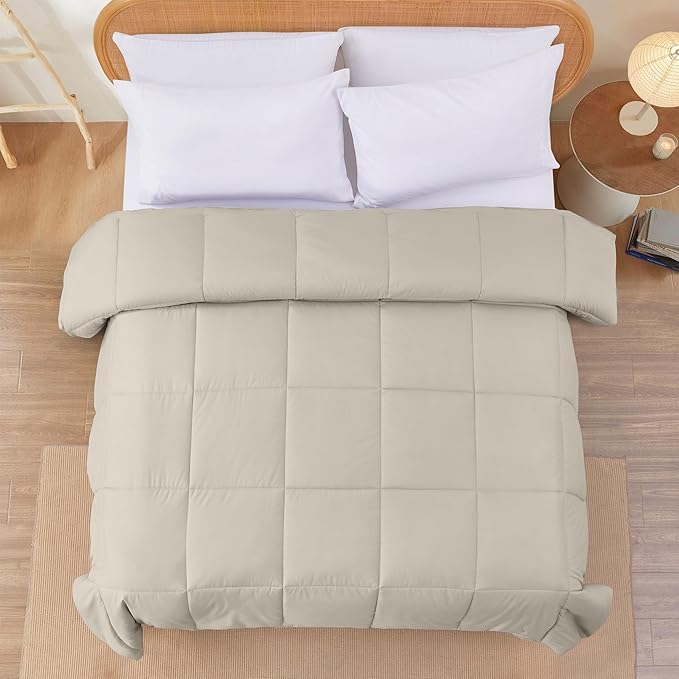 Modern Threads Down Alternative Reversible Comforter Beige/Light Blue Queen