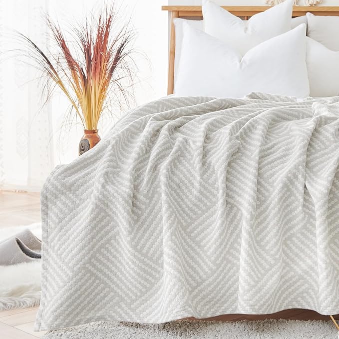 jinchan Boho 100% Cotton Blanket Muslin 50x60 Inches Lightweight 3-Layer Geometric Square Striped Pattern Reversible Quilt Throw Soft Breathable Comfy All Seasons for Couch Bed Decor, Light Grey