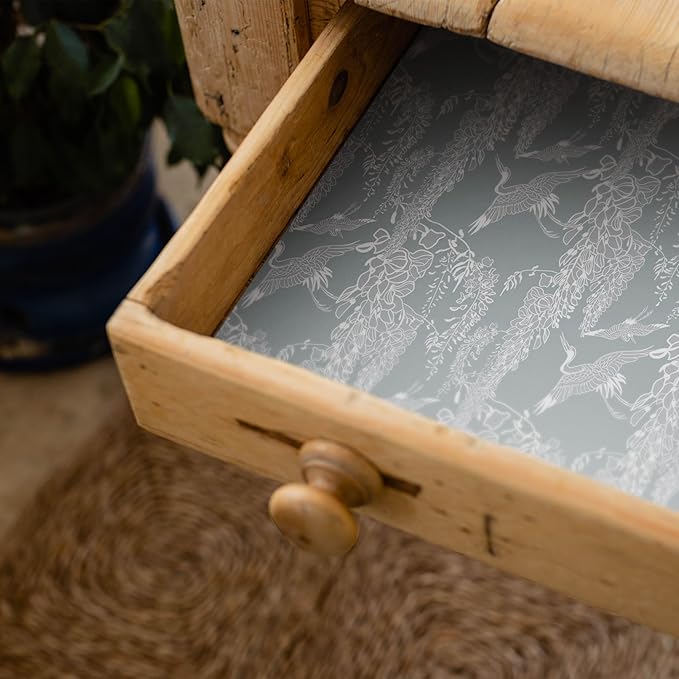 The Master Herbalist Fragrant Fresh Linen Scented Drawer Liners in a Classical Heron Design (Folded) | Pack of 5 Sheets | Contains Essential Oils | Made in The UK. (Fresh Linen, Folded)