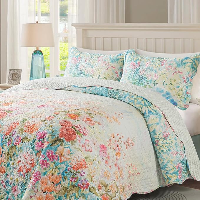 Travan Floral Quilt Queen Quilt Set, Fade Resistant Microfiber Queen Quilt Bedding Set with 1 Quilt Set and 2 Shams Champagne Coverlet Set for All Season, Dream Garden-Champagne, King