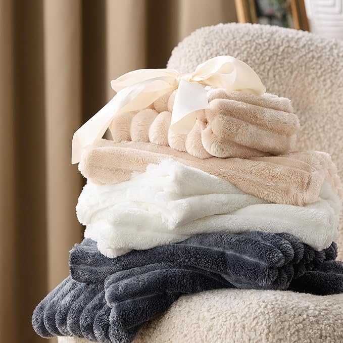 Bedsure Fluffy Duvet Cover Set - Ultra Soft Plush Shaggy Comforter Cover Twin Size, Warm Flannel Fleece Bed Sets for Winter, 2 Pieces (Striped Pattern, Coconut White)