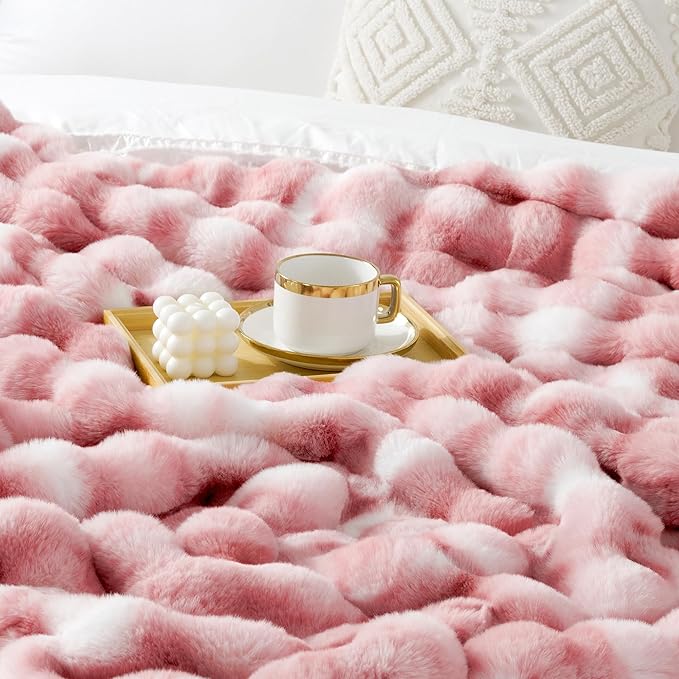 Luxury 1000GSM Faux Rabbit Fur Throw Blanket for Woman, Super Heavy Warm Cozy Blankets for Her for Couch Bed Sofa, Bubble Plush Fuzzy Elegant Soft Reversible Mink Blanket for Living Room Bedroom, Pink