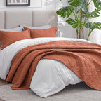Love's cabin Quilts for Queen Bed Umber Bedspreads Bedding Set - Summer Lightweight Bedspread Comforter - Wave Pattern Bedding Coverlet for All Season - 3 Pieces (1 Quilt, 2 Pillow Shams)