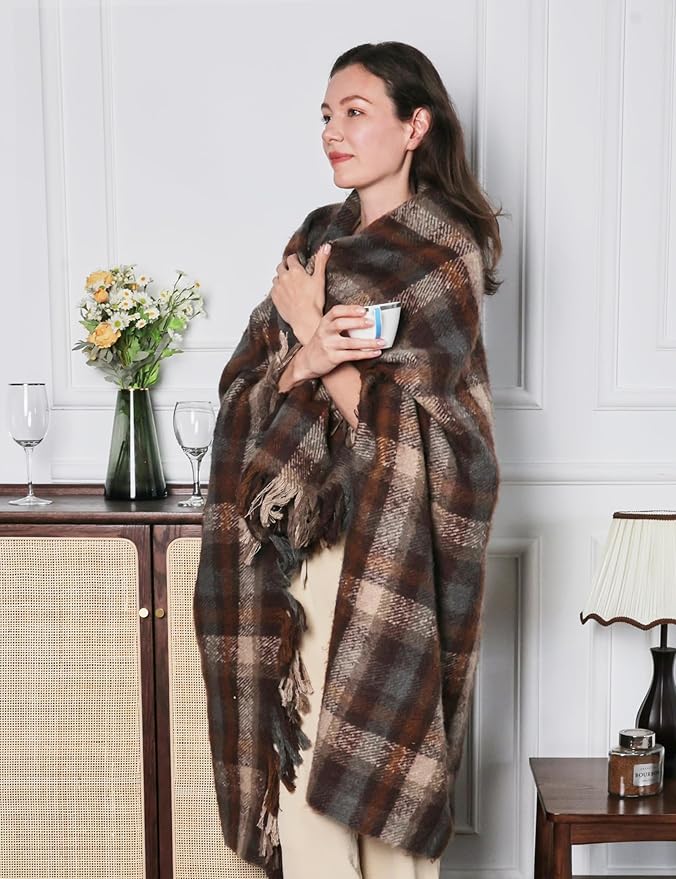 ZonLi Brown Throw Blanket, 50" x 60" Fall Decorative Classic Blankets with Tassel for Couch, Bed, Sofa, Chair, Outdoor, Cozy Warm Lightweight Blankets (Brown)