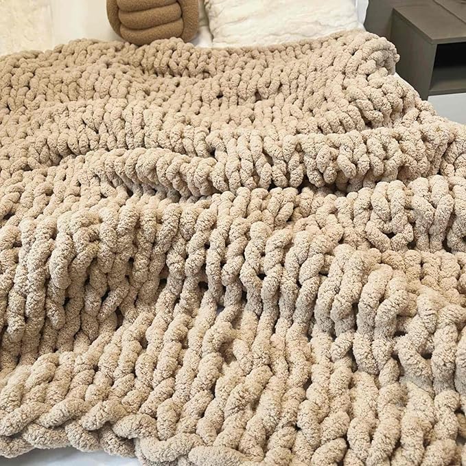 Chunky Knit Blanket Throw 48"x71", Chenille Throw Blankets, Handmade Warm & Cozy Blanket Couch Bed Home Decor, Soft Breathable Fleece Banket, Christmas for Couch Bed Sofa Best Gift (Tan)